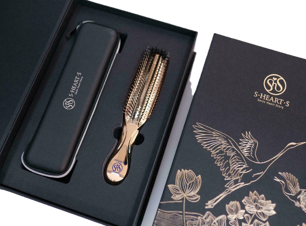 Подарочный набор с расческой S-HEART-S Scalp Brush PREMIUM и чехлом